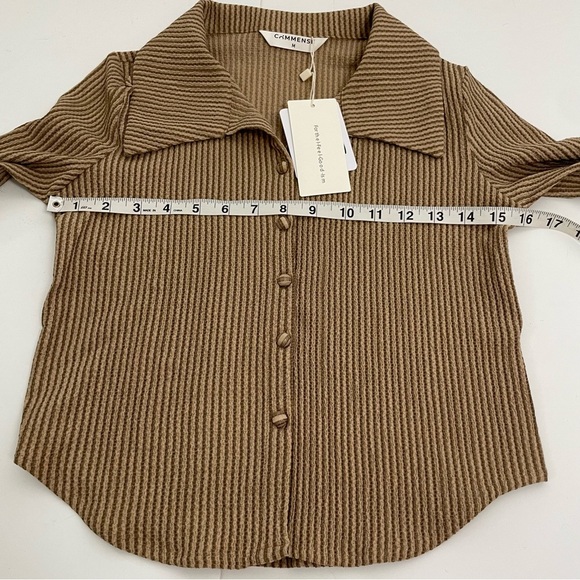 NWT Commense Collared Button Up Ribbed Shirt Bell Sleeves Size Medium - Picture 6 of 8
